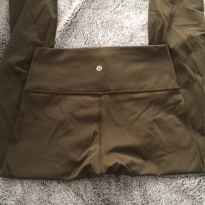 Lululemon size 8